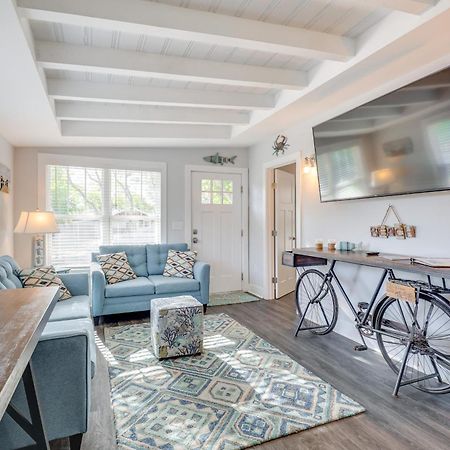 Modern Oak Island Escape 1 Mile To Long Beach! Exteriér fotografie