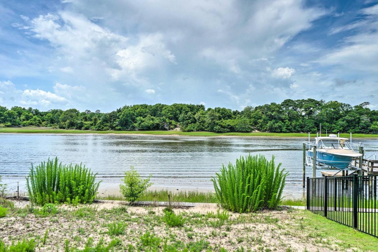 Modern Oak Island Escape 1 Mile To Long Beach! Exteriér fotografie